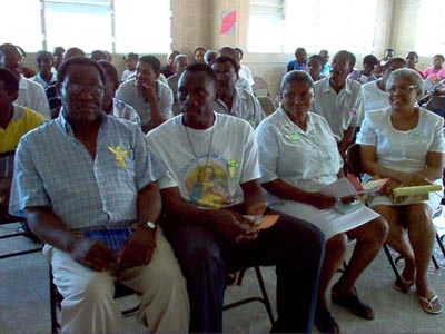 Thorland, Haiti - 8 aprile 2006  Ritiro spirituale in preparazione alla Pasqua per 125 membri della Famiglia Salesiana dellispettoria di Haiti.