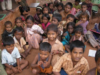 Hospet, India  18 novembre 2005  Bambini minatori di Hospet. Lispettoria salesiana di Bangalore(INK), attraverso la ONG BREADS (Bangalore Rural Education and Development Society), combatte la piaga del lavoro minorile.