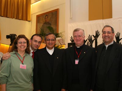 Roma, Italia - 17 gennaio 2008 - Don Pascual Chávez, Rettor Maggiore e don Adriano Bregolin, Vicario del Rettor Maggiore, insieme a don Julio Olarte durante le giornate di spiritualità della Famiglia Salesiana.