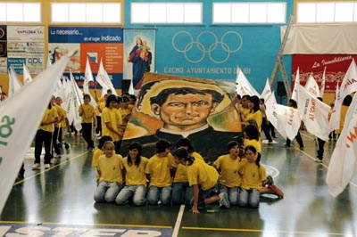 Ibi (Alicante), Spagna  3 giugno 2006  Cerimonia dapertura della VII Edizione dei giochi Intersalesiani a cui hanno preso parte circa 1200 giovani.