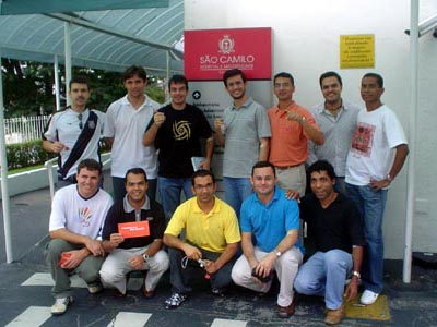 San Paolo, Brasile – 22 aprile 2008 – Salesiani studenti di teologia dell’Istituto Pio XI di San Paolo donano il sangue all’ospedale “São Camilo – Pompéia”.