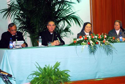 18 settembre 2008 - Don Pascual Chvez, Rettor Maggiore, durante il suo intervento all`apertura ufficiale del XXII Capitolo Generale delle Figlie di Maria Ausiliatrice.