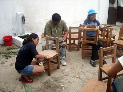12 gennaio 2009 - Giovani al lavoro artigianale come esperienza di pre-volontariato.