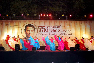 3 febbraio 2009 - Danza folkloristica per 75 anniversario dell`Ispettoria di Madras (INM).