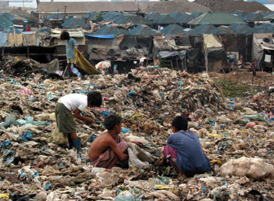 14 febbraio 2004 - Bambini poveri.