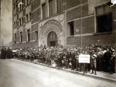 L’Istituto salesiano di Vienna “Angeli Custodi”, noto come “Salesianum”, inaugurato nel 1910.
