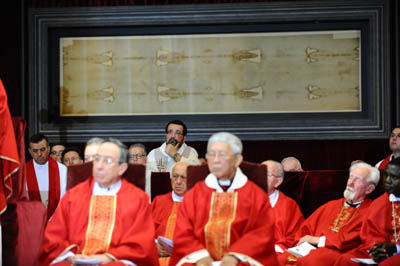 22 maggio 2010 - La Sacra Sindone. Celebrazione Eucaristica nel duomo di Torino, Incontro vescovi salesiani.