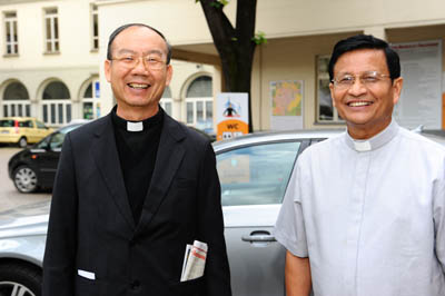 21 maggio - Mons. Joseph Prathan Sridarunsil, S.D.B., vescovo di Surat Thani; mons. Mons. Charles Maung Bo, S.D.B., arcivescovo di Yangon. Incontro vescovi salesiani.