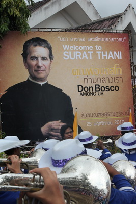Nov 25,2010 - Don Bosco to Thailand -> Thepmit siksa School , Surat Thani