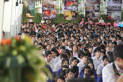 Nov 25,2010 - Don Bosco to Thailand -> Thepmit siksa School , Surat Thani