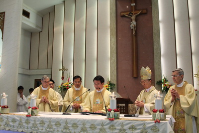 Bangkok - Feb 4,2011 - The installation ceremony for the new Provincial of St Paul Province ,THA (Fr Paul Prasert Somngam)