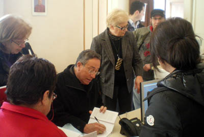 16 marzo 2010 - Firma libri L`Oscar color porpora e Il coraggio di prendere il largo. Card. Oscar Rodrguez Maradiaga, Arcivescovo di Tegucigalpa.