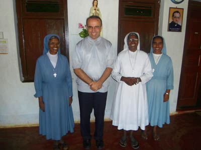 31 agosto 2010  Don Vaclav Klement, Consigliere per le Missioni, visita lopera delle Figlie di Maria Ausiliatrice. 
