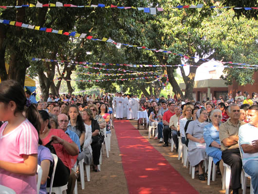 28 agosto 2011 - Celebrazione eucaristica presso l`oratorio "GUAZU".