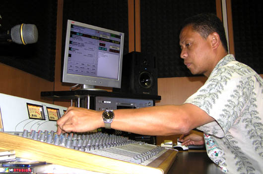 luglio 2010 - Lemittente salesiana Radio Don Bosco di Antanarivo.