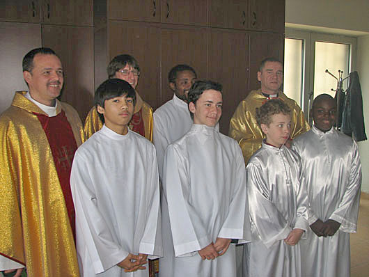 Aprile 2010 - Ministranti e sacerdoti