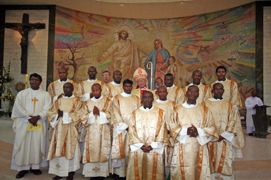 8 maggio 2010 - Ordinazione di 13 diaconi, presieduta dal card. Zen Ze-Kiun
