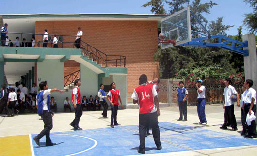 25 settembre 2012 – Attività sportive dei giovani del collegio salesiano Don Bosco.