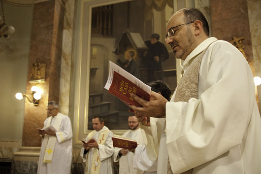 07 novembre 2012 - Incontro dei Presidi dei centri di studi teologici e degli incaricati degli studi teologici salesiani. Eucaristia nella chiesa di San Francesco di Sales.