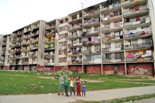 Luglio 2013 - Bambini nel quartiere Luník IX