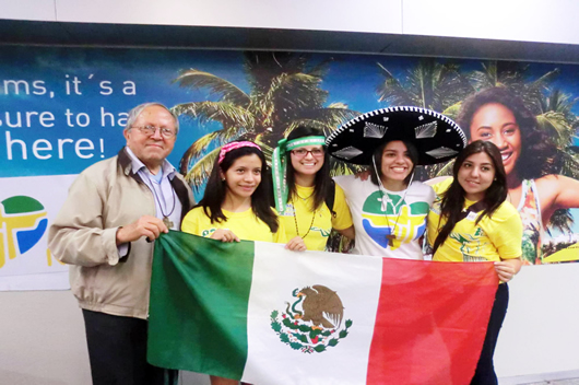 Luglio 2013 - Giovani messicani partecipanti alla Settimana Missionaria