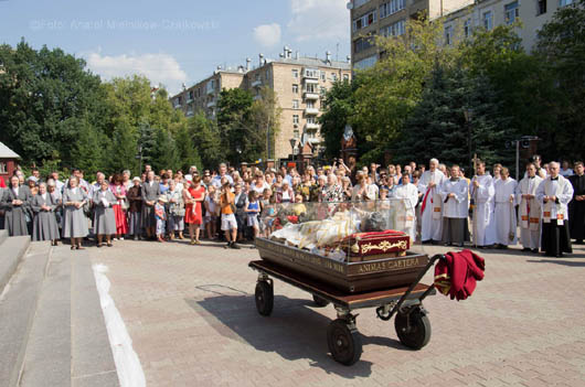 20 agosto 2013 - L`urna di Don Bosco a Mosca.