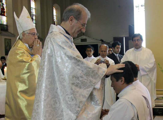 18 agosto 2013 - Ordinazione sacerdotale dei salesiani German Sosa e Samuel Zamalloa. 
