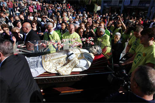 26 settembre 2013 - Peregrinazione dell`Urna di Don Bosco.