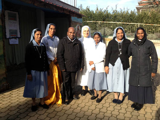 dicembre 2012 - La Congregazione religiosa delle Suore di Maria Auxiliatrix (SMA), nella seconda opera aperta in Italia alla presebnza di Don Maria Arokiam Kanaga, Consigliere regionale per lAsia sud.