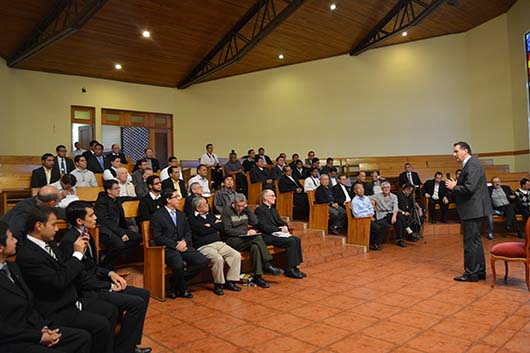 6 novembre 2014 - Don ngel Fernndez Artime, Rettor Maggiore, in visita in Guatemala.