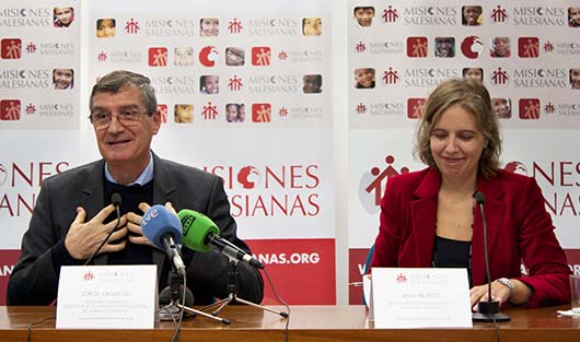 7 novembre 2014 – Don Jorge Crisafulli, Superiore dell’Ispettoria dell’Africa Occidentale Anglofona, ha presieduto la conferenza stampa di presentazione della campagna “SOS figli dell’Ebola”.