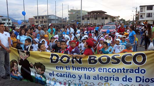 16 gennaio 2015  Inizio delle celebrazioni del Bicentenario della nascita di Don Bosco a cui hanno partecipato le opere SDB e FMA della provincia di Morona Santiago.