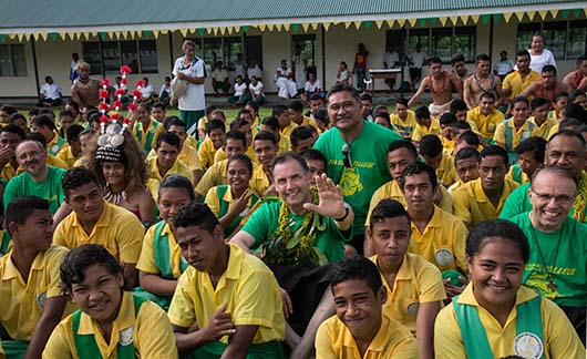 8-11 maggio 2015 - Il Rettor Maggiore, Don .F. Artime, accompagnato dalla sua quipe, composta da don Horacio Lpez, Segretario, e don Vclav Klement, Consigliere per lAsia Est-Oceania, ha visitato tutte e tre le presenze salesiane a Samoa.