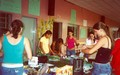 So Luiz Gonzaga, Brasile - aprile 2004  Alunne dellIstituto delle FMA Nossa Senhora Auxiliadora confezionano giocattoli con materiali riciclati che saranno donati ai bambini bisognosi.
