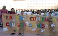 Madrid, Spagna - 30 gennaio 2008 - Gli allievi dellasilo e della scuola elementare dellIstituto Salesiano di Atocha, manifestano per la pace in occasione della "Giornata scolastica per la non violenza".