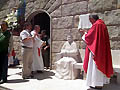 31 maggio 2009 – Monumento di marmo in omaggio al primo sacerdote salesiano della Spagna, padre Manuel Benito Hermida Pérez.