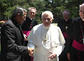 13 luglio 2009 - Papa Benedetto XVI e don Pascual Chávez, Rettor Maggiore dei salesiani a Les Combes.