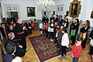 17 dicembre 2011 - I bambini del Musicentro suonano per mons. Rino Passigato, Nunzio Apostolico in Portogallo