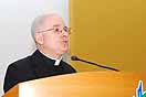 20 aprile 2010 - Mons. Mariano Crociata, Segretario generale della Conferenza Episcopale Italiana, al convegno "Giovani e Sistema educativo di Istruzione e Formazione in Italia" promosso anche dal Cnos-Scuola