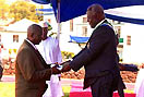 27 aprile 2012 - L`on. Ernest Bai Koroma, Presidente della Repubblica della Sierra Leone, consegna la Medaglia del Presidente, nel grado Oro, ai membri del Don Bosco Fambul. 

