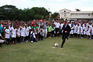27 settembre 2012 - Emilio Butragueño, storico giocatore del Real Madrid e attualmente Direttore delle relazioni istituzionali del Real Madrid CF, alla inaugurazione delle prime due scuole socio-sportive nella Repubblica Dominicana.
