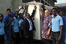 9 gennaio 2014 – Il nuovo generatore elettrico acquistato per la scuola professionale di Akure. 
