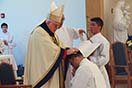24 Maggio 2014 – Il seminarista salesiano Michael Eguino è stato ordinato diacono da mons. Emilio Allue, SDB, vescovo ausiliare emerito di Boston.