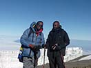 25-31 Maggio 2014 - I postnovizi salesiani Anicet John Nguma e Nhlanhla Solomon Mazibuko, assieme al 72enne don Michael John Whelton, hanno scalato i 5.895 metri del Kilimangiaro.