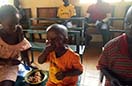 novembre 2014 - Alimenti con riso fortificato e strumenti di protezione per l’emergenza Ebola, sono stati donati ai programmi salesiani in Sierra Leone dalla Procura delle Missioni Salesiane di New Rochelle e “Stop Hunger Now”.