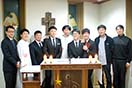 3 gennaio 2015 – 4 nuovi novizi con don Stefano Yang, Ispettore della Corea del Sud, e la comunitŕ formatrice.