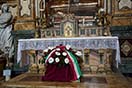 14 Maggio 2015 - Il Presidente della Repubblica Sergio Mattarella in visita alla Basilica di Maria Ausiliatrice, dove ha deposto una corona di fiori davanti all`urna di Don Bosco.