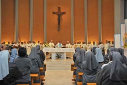 Photo for the article -RMG  FR PASCUAL CHVEZ CELEBRATES FORTY YEARS OF PRIESTHOOD
