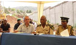 Photo de l'article -SIERRA LEONE  LENGAGEMENT DE DON BOSCO FAMBUL, POUR LES PRISONNIERS CONTINUE