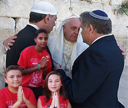 Photo for the article -ITALY  TWELVE HOURS OF CONTINUOUS PRAYER FOR PEACE IN THE HOLY LAND
